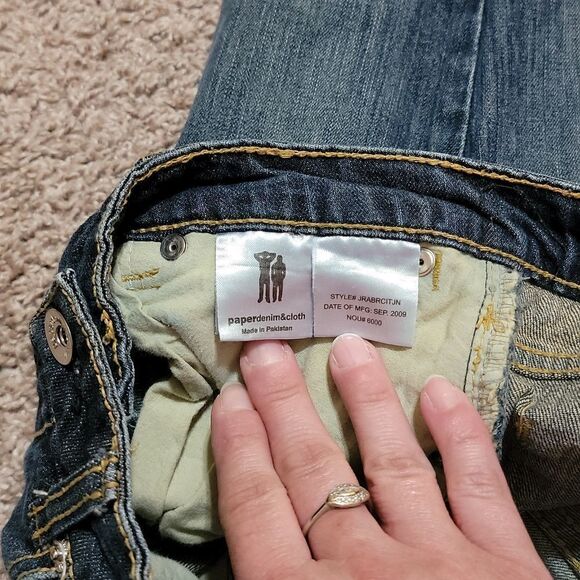 Paper Denim & Cloth Women’s Destructed Jeans Medium Wash Low Rise Sz 4 - Picture 3 of 6